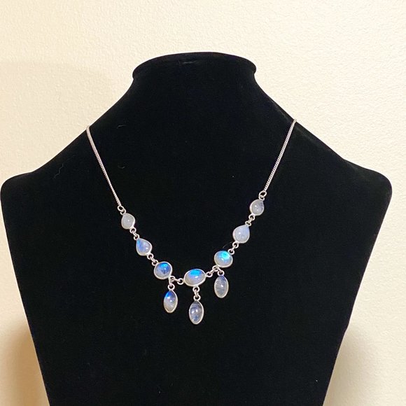 Jewelry - Sterling Silver Necklace with semi-precious stones (Moonstone)